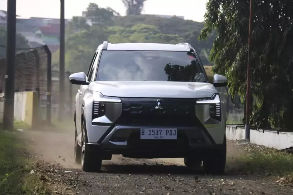 Mitsubishi Destinator được thiết kế để phù hợp với điều kiện đường xá tại Đông Nam Á, bao gồm cả Việt Nam Mitsubishi Destinator được thiết kế để phù hợp với điều kiện đường xá tại Đông Nam Á, bao gồm cả Việt Nam