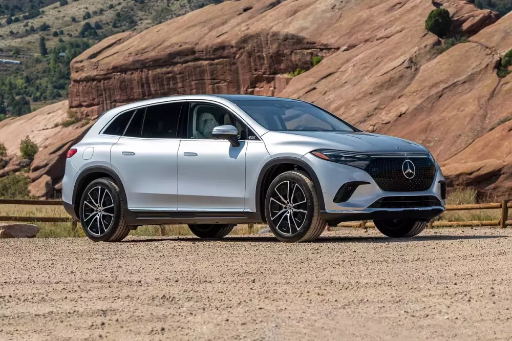 Quá ế ẩm, loạt xe điện Mercedes-Benz vừa được giảm giá mạnh vừa bị ngừng nhận đơn Quá ế ẩm, loạt xe điện Mercedes-Benz vừa được giảm giá mạnh vừa bị ngừng nhận đơn