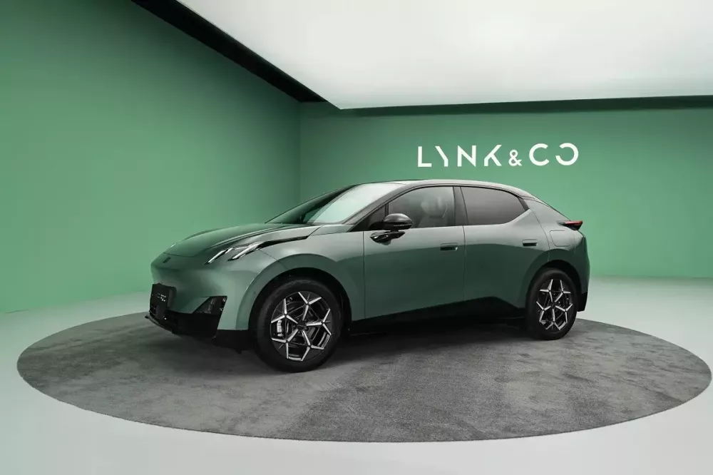 Lynk & Co Z20 bản giá rẻ có phạm vi hoạt động ngắn hơn Lynk & Co Z20 bản giá rẻ có phạm vi hoạt động ngắn hơn