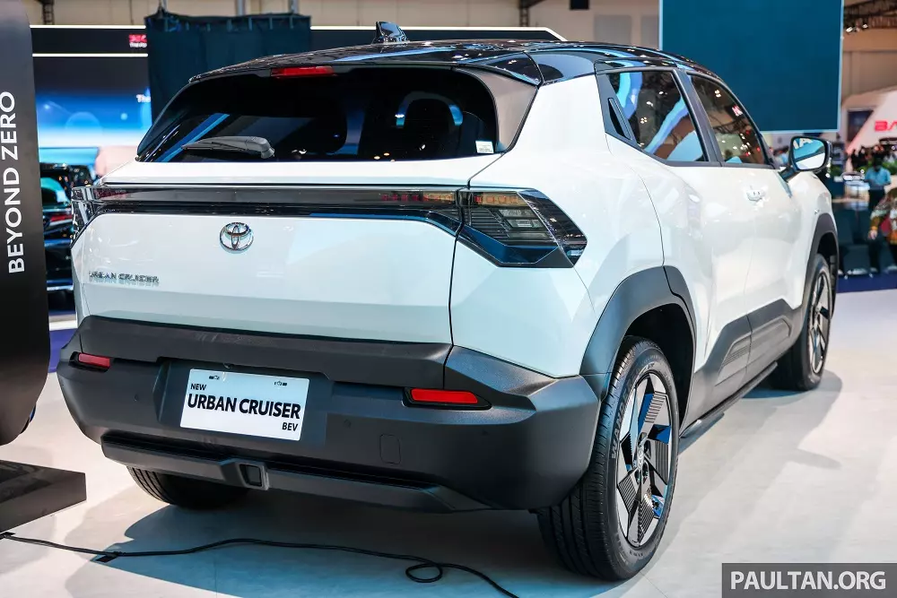 Toyota Urban Cruiser EV chạy tối đa 400 km Toyota Urban Cruiser EV chạy tối đa 400 km