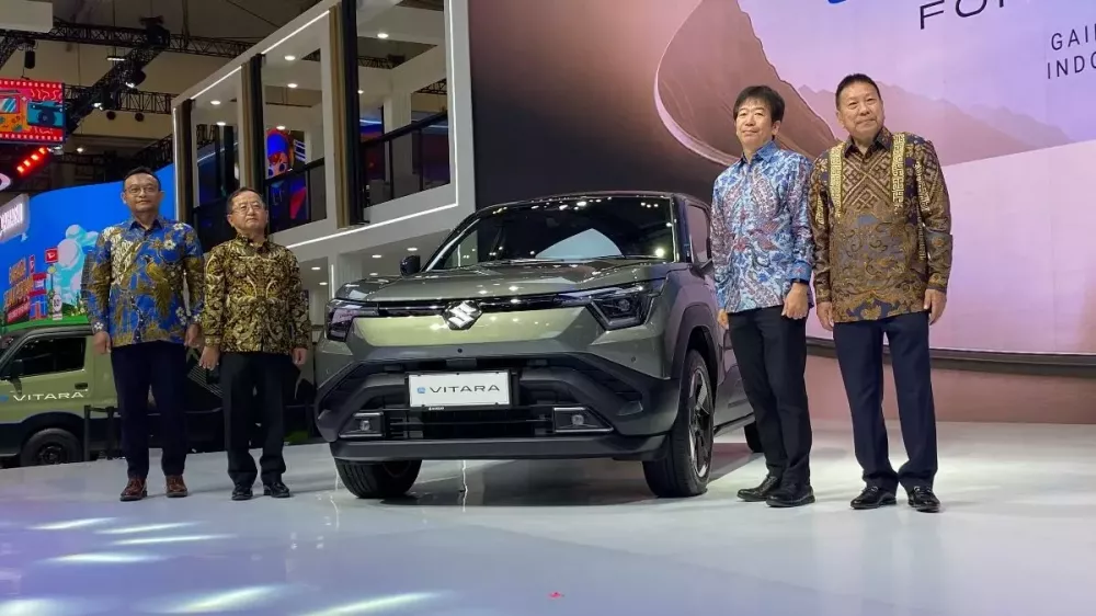 Xe điện Suzuki e Vitara ra mắt tại Indonesia Xe điện Suzuki e Vitara ra mắt tại Indonesia