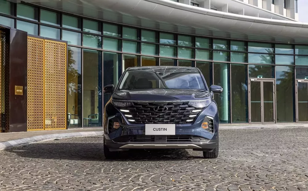 Hyundai Custin Hyundai Custin