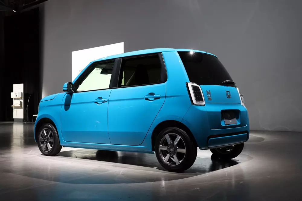 Honda N-One e: có thể chạy 270 km sau một lần sạc Honda N-One e: có thể chạy 270 km sau một lần sạc