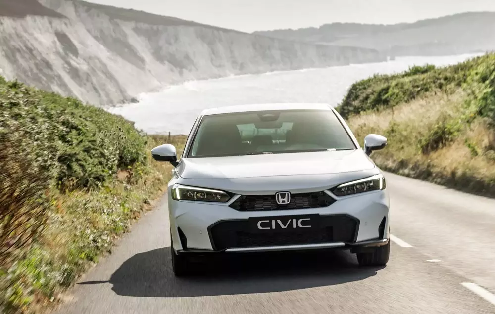 Honda Civic 2026 nhìn từ phía trước Honda Civic 2026 nhìn từ phía trước