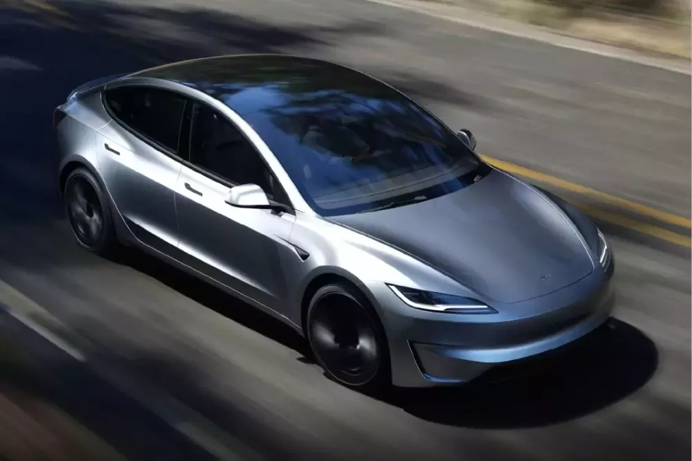 Tesla Model 3 Long Range RWD tăng tốc khá nhanh Tesla Model 3 Long Range RWD tăng tốc khá nhanh