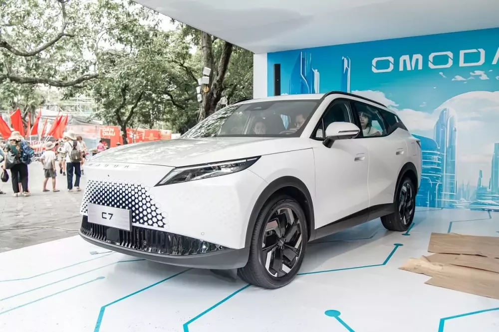Omoda C7 được trang bị lưới tản nhiệt giống Lexus RX Omoda C7 được trang bị lưới tản nhiệt giống Lexus RX
