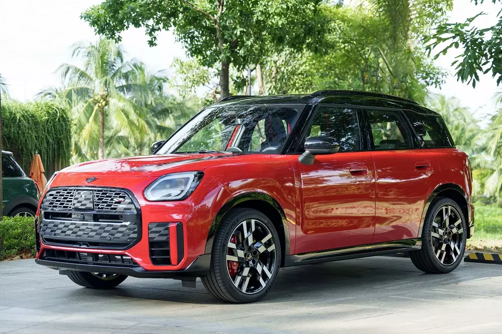 MINI John Cooper Works Countryman thế hệ mới MINI John Cooper Works Countryman thế hệ mới