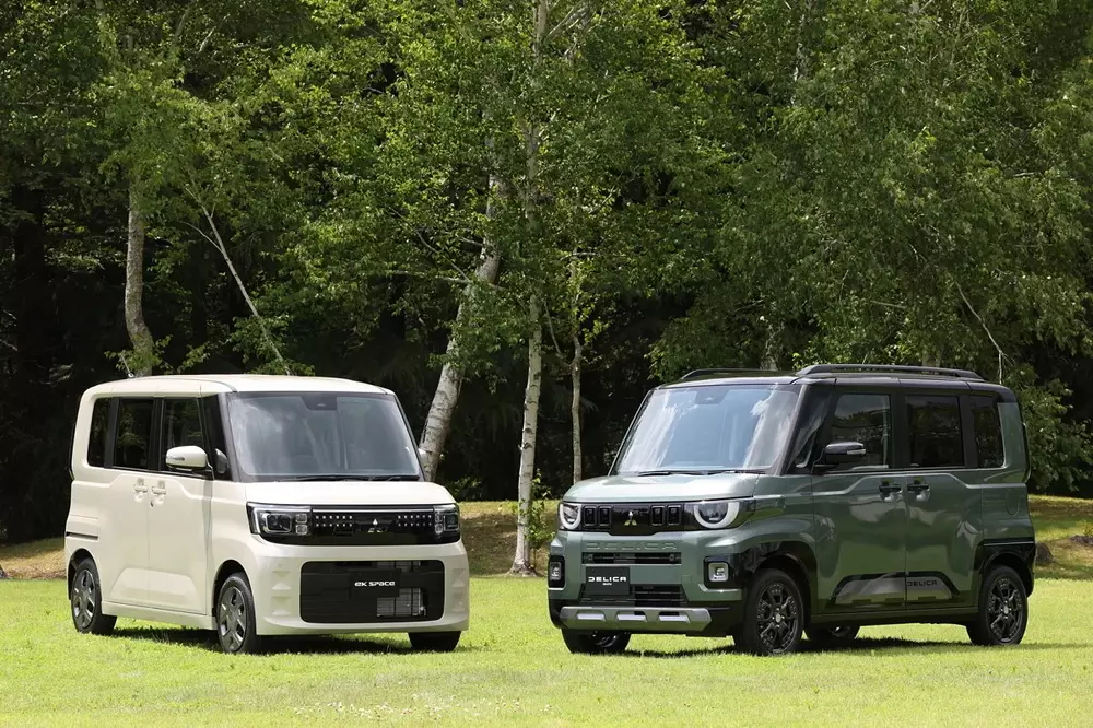 Mitsubishi eK Space và Delica Mini Mitsubishi eK Space và Delica Mini