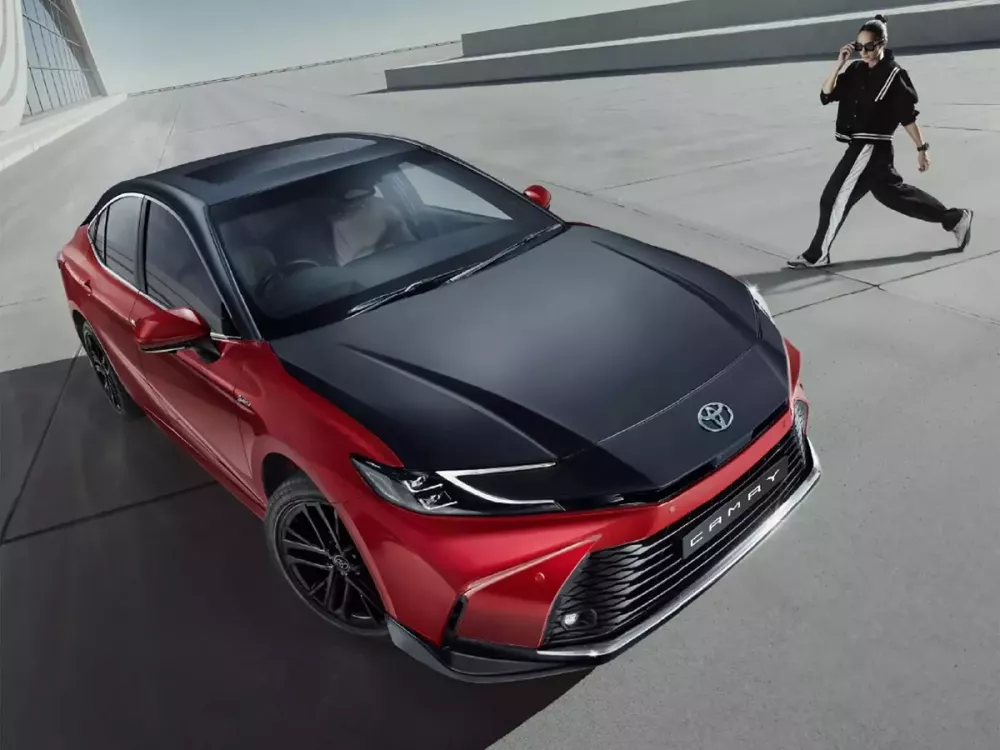 Toyota Camry Sprint Edition - lựa chọn lý tưởng cho những ai chê xe trông quá lành