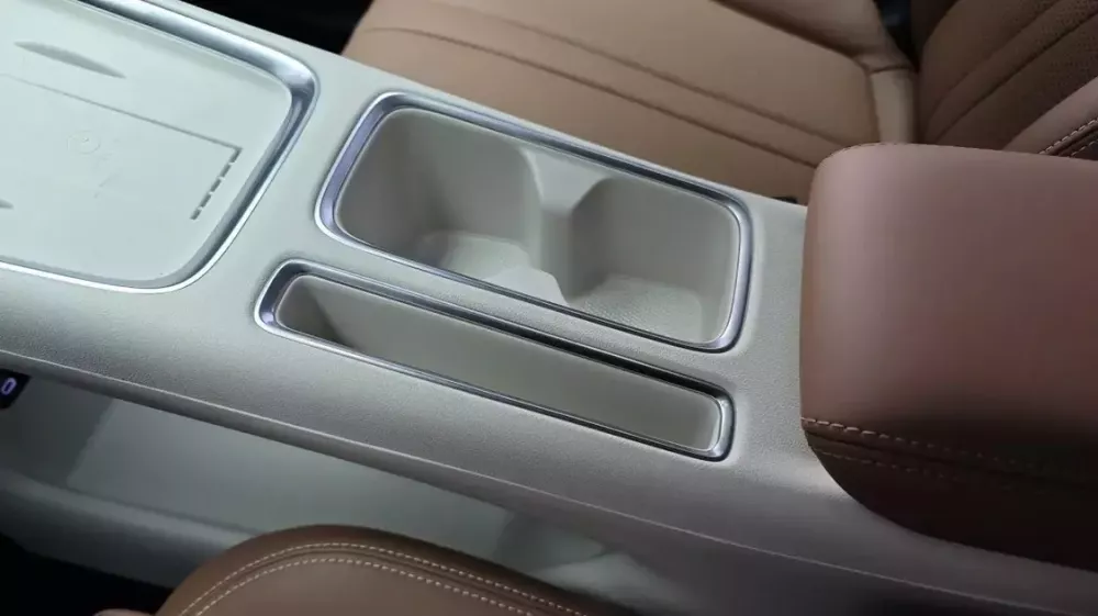 Cụm điều khiển trung tâm của Wuling Bingo S Cụm điều khiển trung tâm của Wuling Bingo S