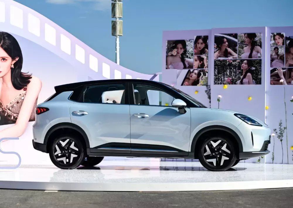 Wuling Bingo S có kích thước lớn hơn Bingo tiêu chuẩn Wuling Bingo S có kích thước lớn hơn Bingo tiêu chuẩn