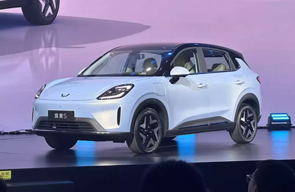 Phiên bản cao cấp của xe điện giá rẻ đang có mặt ở Việt Nam Wuling Bingo chính thức được mở bán Phiên bản cao cấp của xe điện giá rẻ đang có mặt ở Việt Nam Wuling Bingo chính thức được mở bán