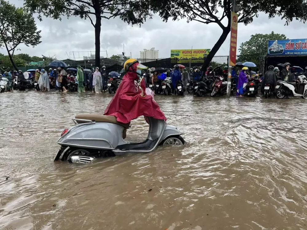 Người dân gọi đùa đây là vịnh Tố Hữu Người dân gọi đùa đây là vịnh Tố Hữu