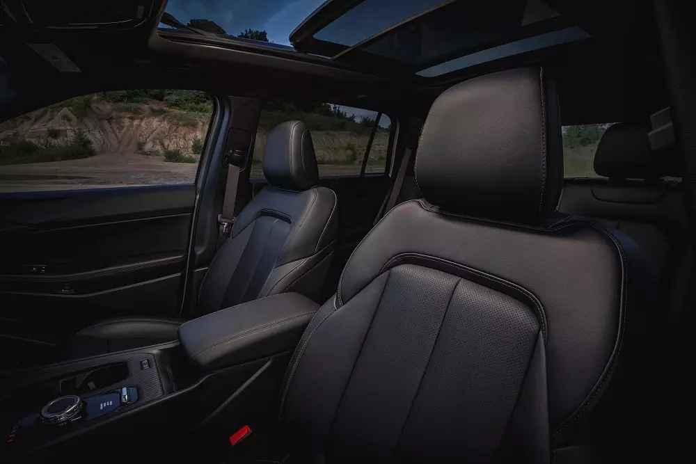 Ghế trước thông gió là trang bị tùy chọn của Jeep Cherokee 2026 Ghế trước thông gió là trang bị tùy chọn của Jeep Cherokee 2026