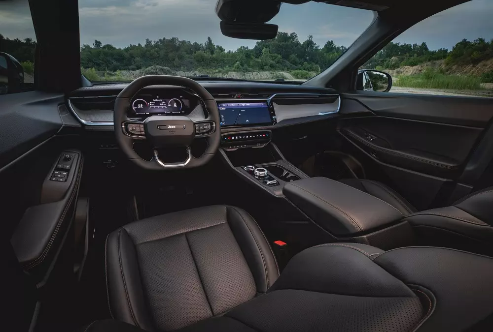Khoang lái của Jeep Cherokee 2026 Khoang lái của Jeep Cherokee 2026