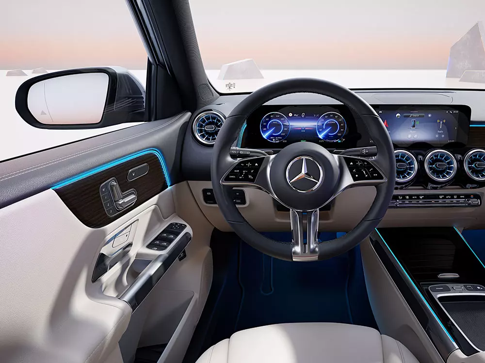Khoang lái của Mercedes-Benz EQB 250+ 2025 Khoang lái của Mercedes-Benz EQB 250+ 2025
