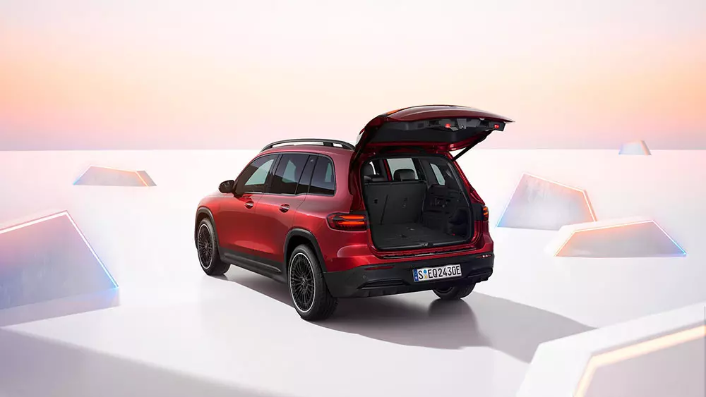 Mercedes-Benz EQB 250+ 2025 có thêm các tính năng an toàn mới Mercedes-Benz EQB 250+ 2025 có thêm các tính năng an toàn mới