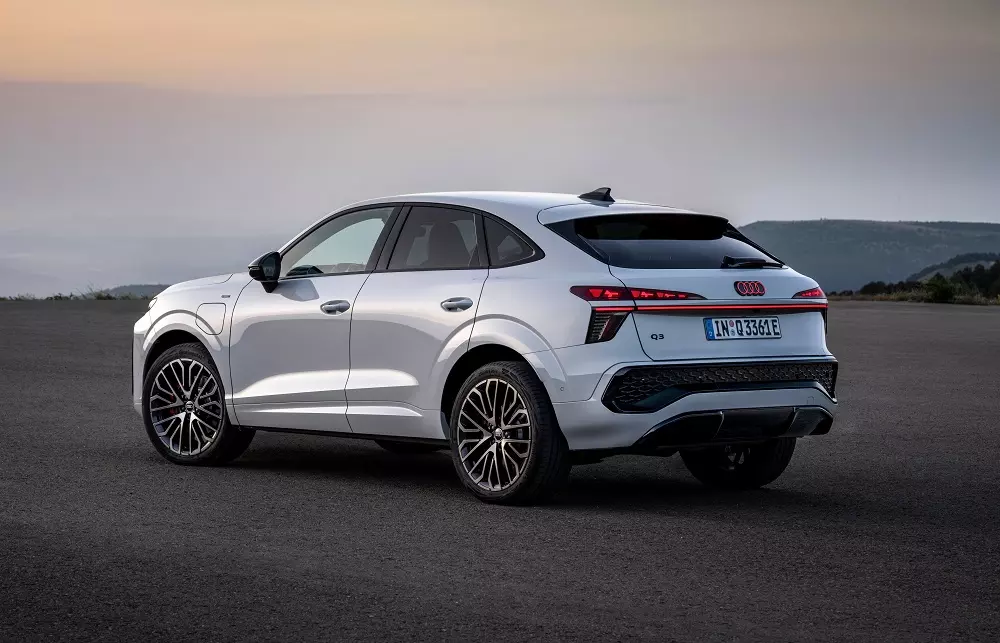 Thiết kế phía sau của Audi Q3 Sportback 2025 Thiết kế phía sau của Audi Q3 Sportback 2025