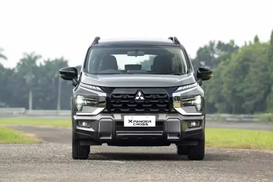 Mitsubishi Xpander Cross 2025 sở hữu thiết kế khỏe khoắn hơn Mitsubishi Xpander Cross 2025 sở hữu thiết kế khỏe khoắn hơn