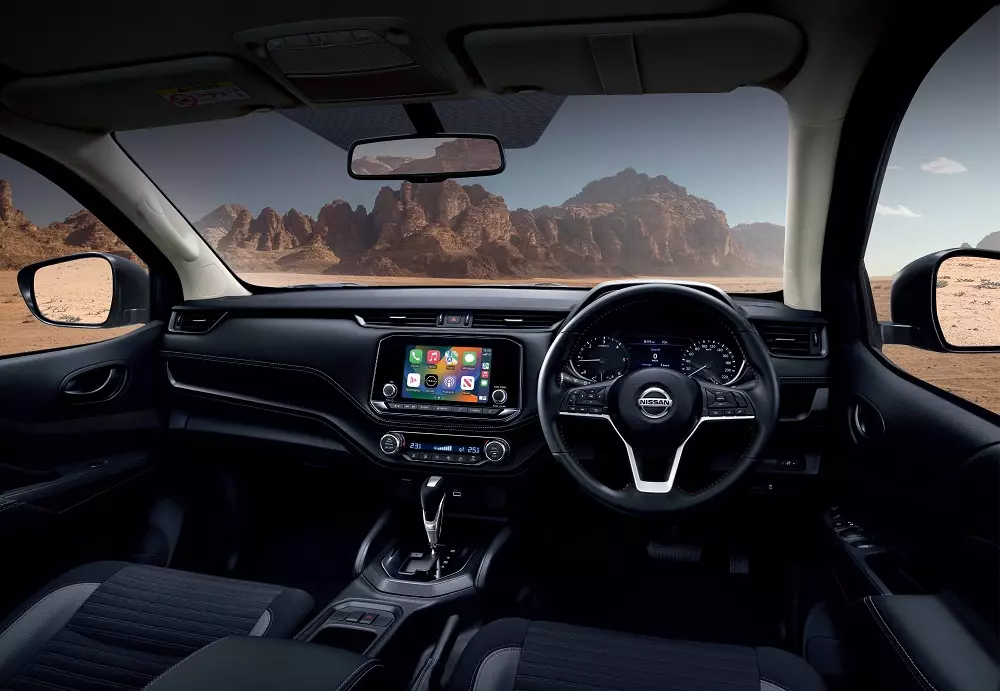 Khoang lái của Nissan Navara X-Tremer 2025 Khoang lái của Nissan Navara X-Tremer 2025