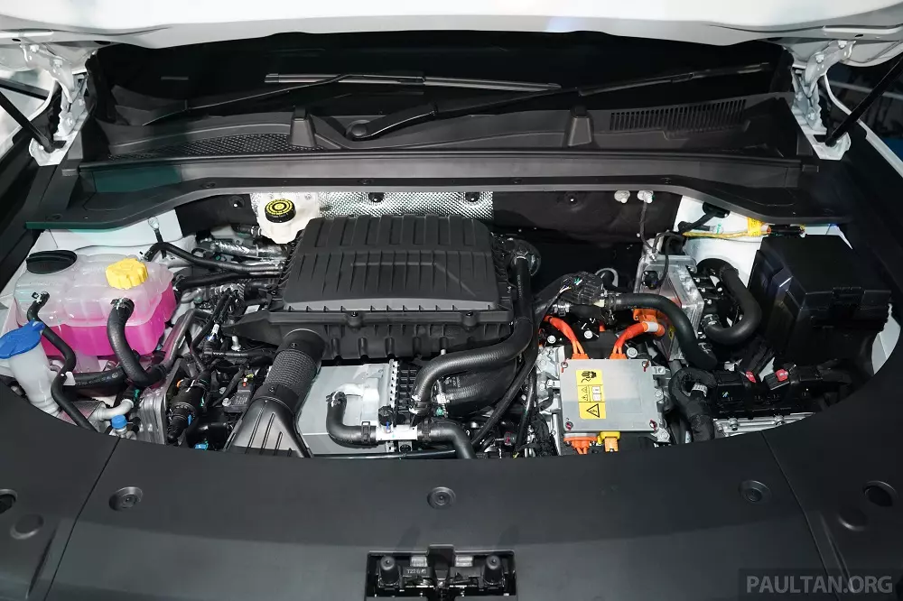 Omoda C9 PHEV được trang bị động cơ hybrid cắm sạc Omoda C9 PHEV được trang bị động cơ hybrid cắm sạc