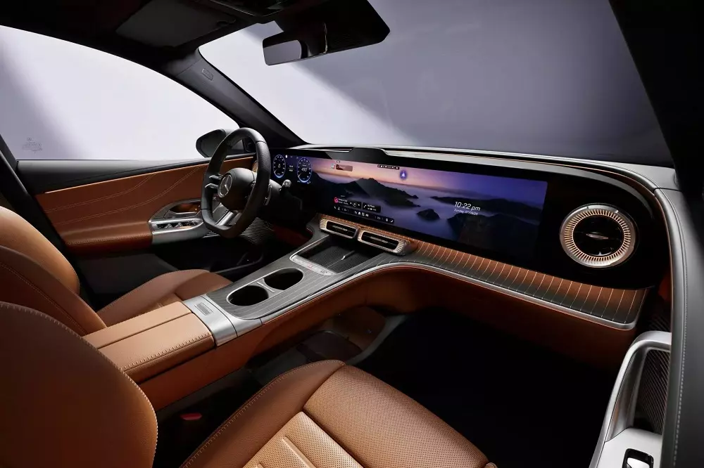 Mercedes-Benz GLC EQ sở hữu bệ tì tay trung tâm thiết kế dạng nổi Mercedes-Benz GLC EQ sở hữu bệ tì tay trung tâm thiết kế dạng nổi