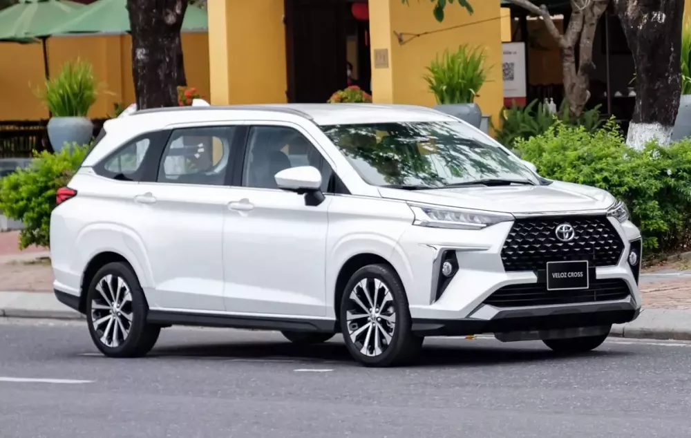 Toyota Veloz Cross Toyota Veloz Cross