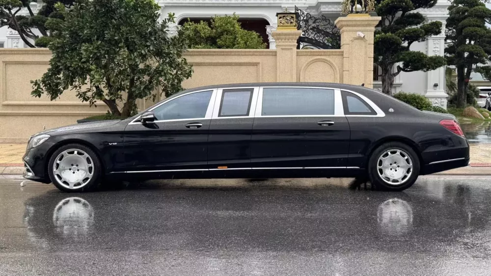 Mercedes-Maybach S650 Pullman của đại gia Quảng Ninh