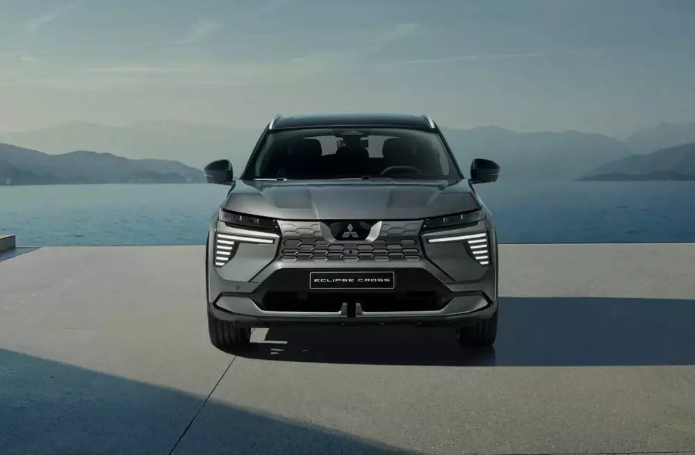 Mitsubishi Eclipse Cross EV nhìn từ phía trước Mitsubishi Eclipse Cross EV nhìn từ phía trước