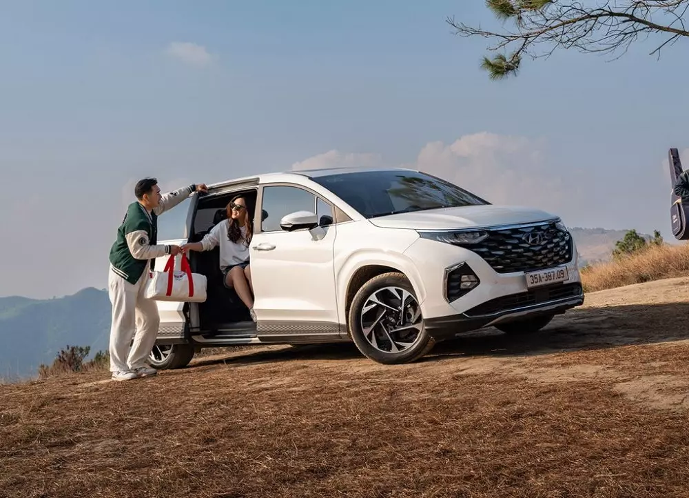 Hyundai Custin Hyundai Custin