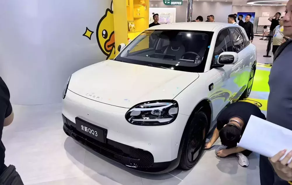 Chery QQ3 là ô tô điện đô thị cỡ nhỏ Chery QQ3 là ô tô điện đô thị cỡ nhỏ