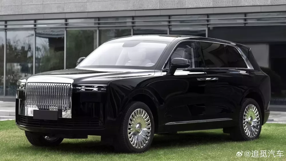 Hãng sản xuất robot hút bụi vén màn bản sao của SUV siêu sang Rolls-Royce Cullinan Hãng sản xuất robot hút bụi vén màn bản sao của SUV siêu sang Rolls-Royce Cullinan