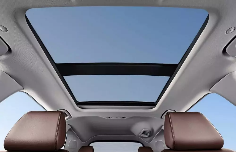 Honda CR-V Global 30th Anniversary Edition được trang bị cửa sổ trời toàn cảnh Honda CR-V Global 30th Anniversary Edition được trang bị cửa sổ trời toàn cảnh