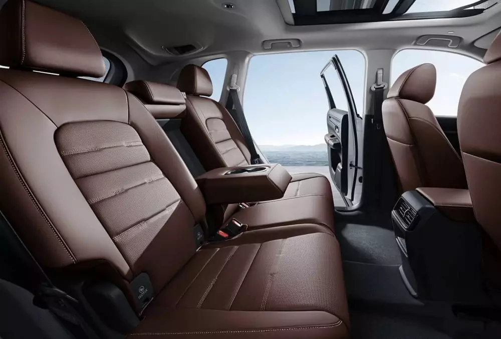 Honda CR-V Global 30th Anniversary Edition được trang bị ghế sưởi phía sau Honda CR-V Global 30th Anniversary Edition được trang bị ghế sưởi phía sau
