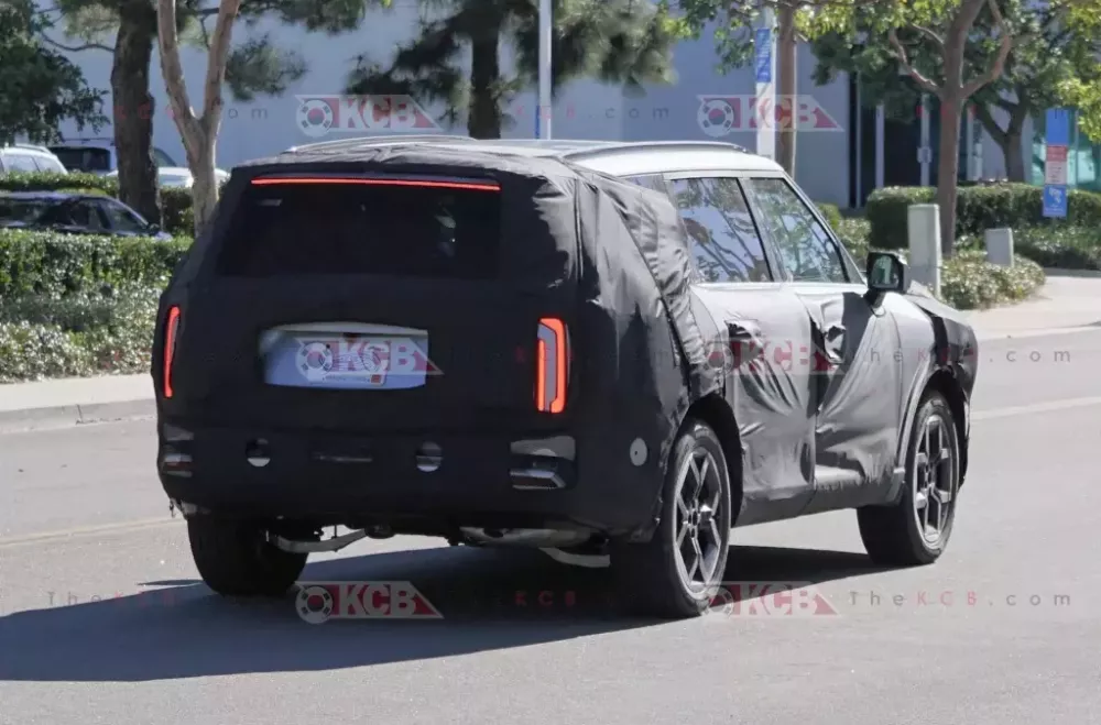 Kia Telluride 2026 chạy thử trên đường phố Kia Telluride 2026 chạy thử trên đường phố