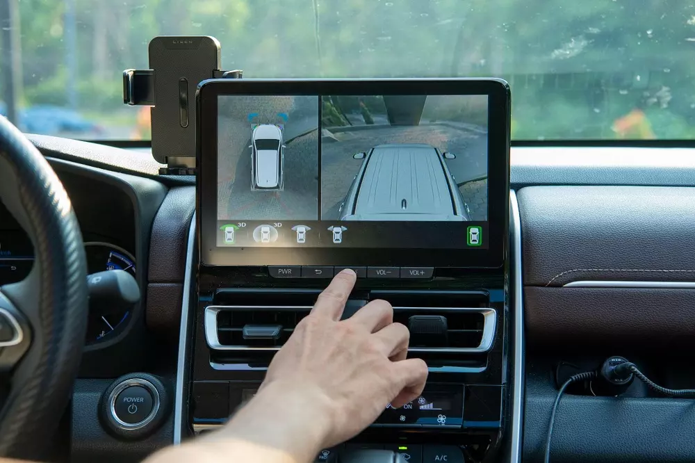Sở hữu mẫu xe mang mệnh trụ cột, Innova Cross được nhiều khách hàng săn đón Sở hữu mẫu xe mang mệnh trụ cột, Innova Cross được nhiều khách hàng săn đón