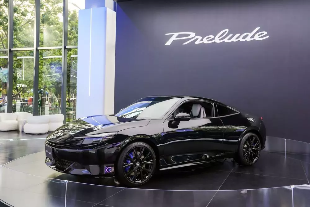 Xe thể thao Honda Prelude bất ngờ cập bến Đông Nam Á. Xe thể thao Honda Prelude bất ngờ cập bến Đông Nam Á.