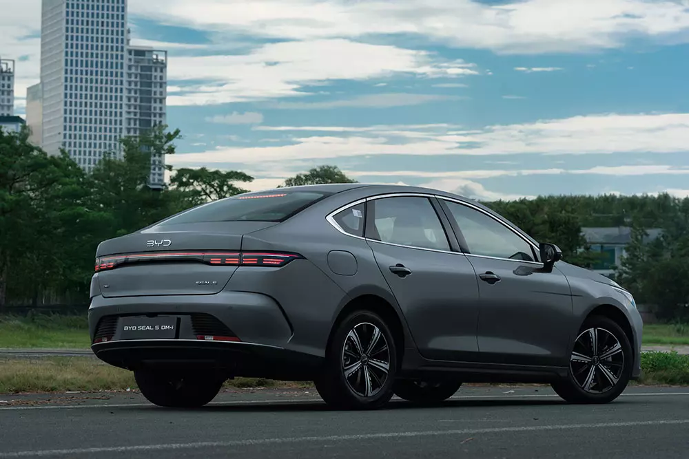 BYD Seal 5 màu xám BYD Seal 5 màu xám