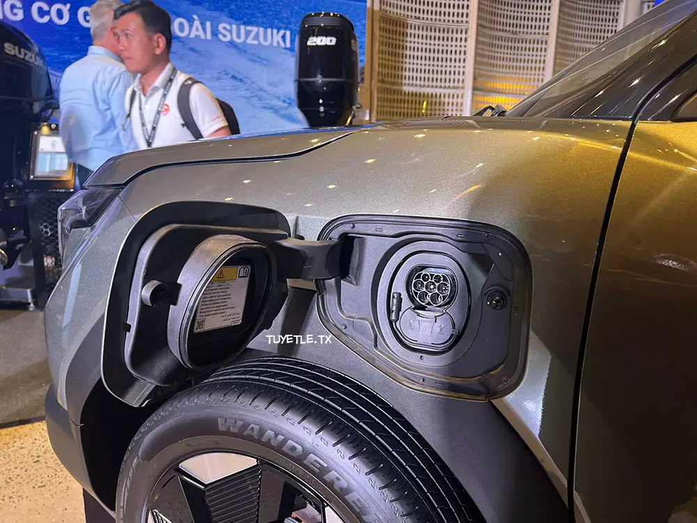 Suzuki e Vitara có thể chạy 500 km sau một lần sạc đầy pin Suzuki e Vitara có thể chạy 500 km sau một lần sạc đầy pin