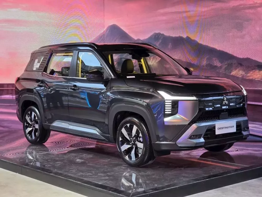 Mitsubishi Destinator được chốt lịch ra mắt Việt Nam, đại lý bắt đầu nhận cọc và tung ưu đãi