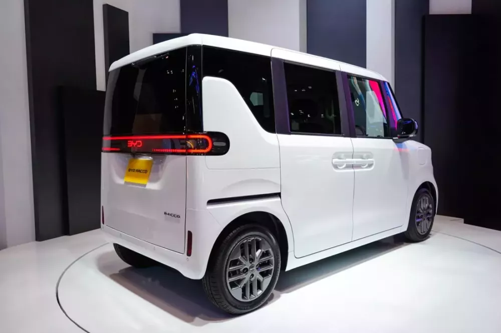 BYD Racco được thiết kế vuông vức như chiếc hộp BYD Racco được thiết kế vuông vức như chiếc hộp