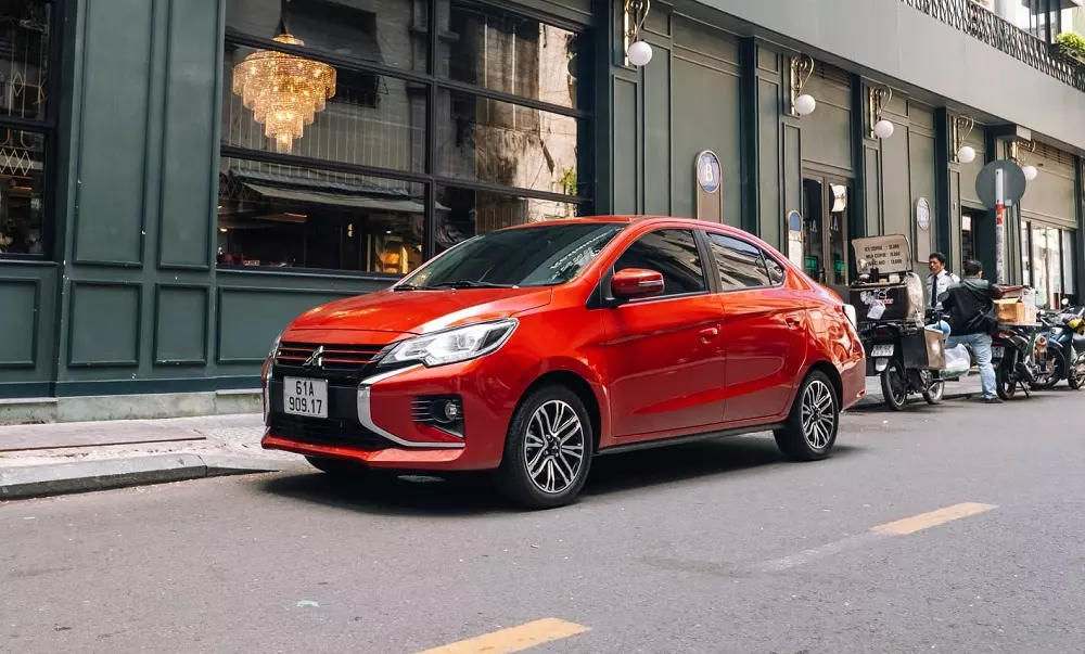 Mitsubishi Attrage Mitsubishi Attrage