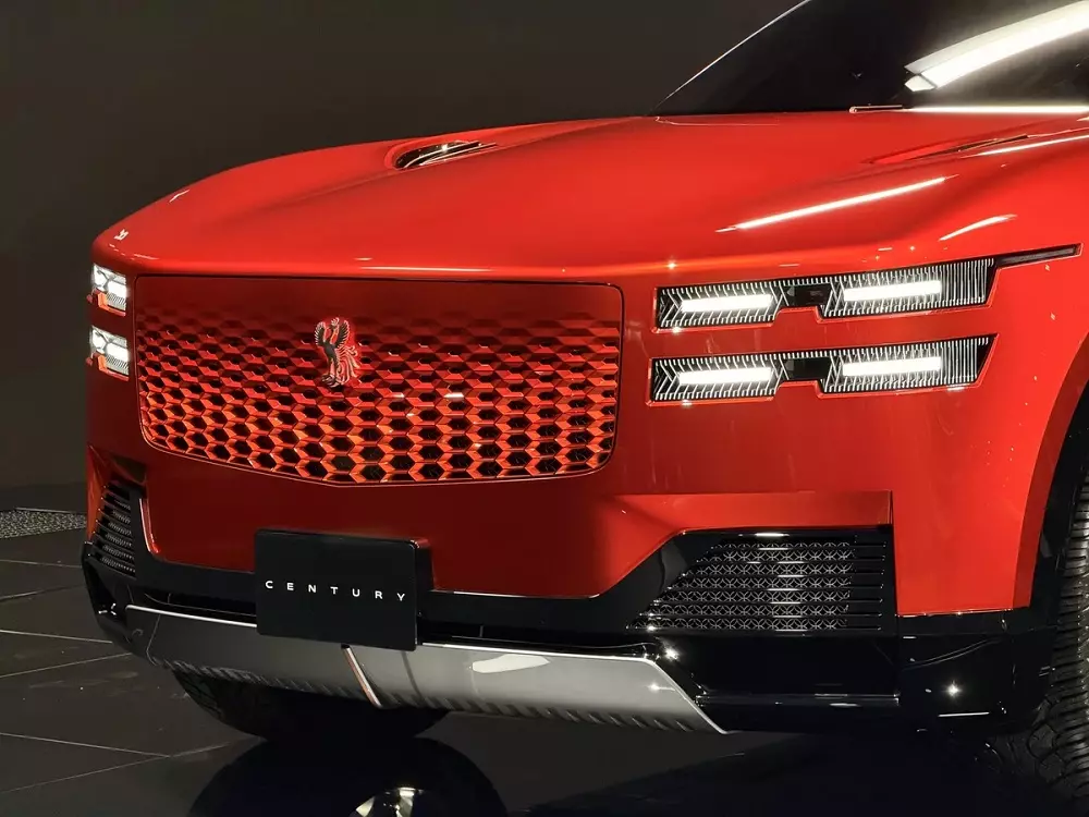 Cận cảnh lưới tản nhiệt và hệ thống đèn của Toyota Century One of One Cận cảnh lưới tản nhiệt và hệ thống đèn của Toyota Century One of One