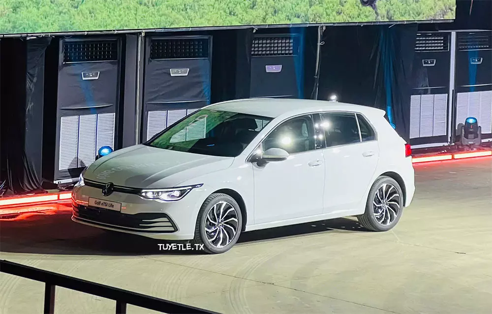 Volkswagen Golf bản 1.5 eTSI Volkswagen Golf bản 1.5 eTSI