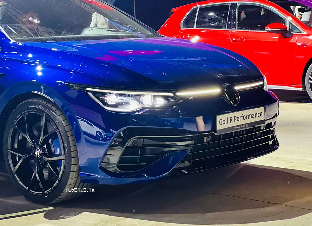 Bản R Performance 4Motion sở hữu khối động cơ mạnh nhất trong dòng Volkswagen Golf tại Việt Nam Bản R Performance 4Motion sở hữu khối động cơ mạnh nhất trong dòng Volkswagen Golf tại Việt Nam