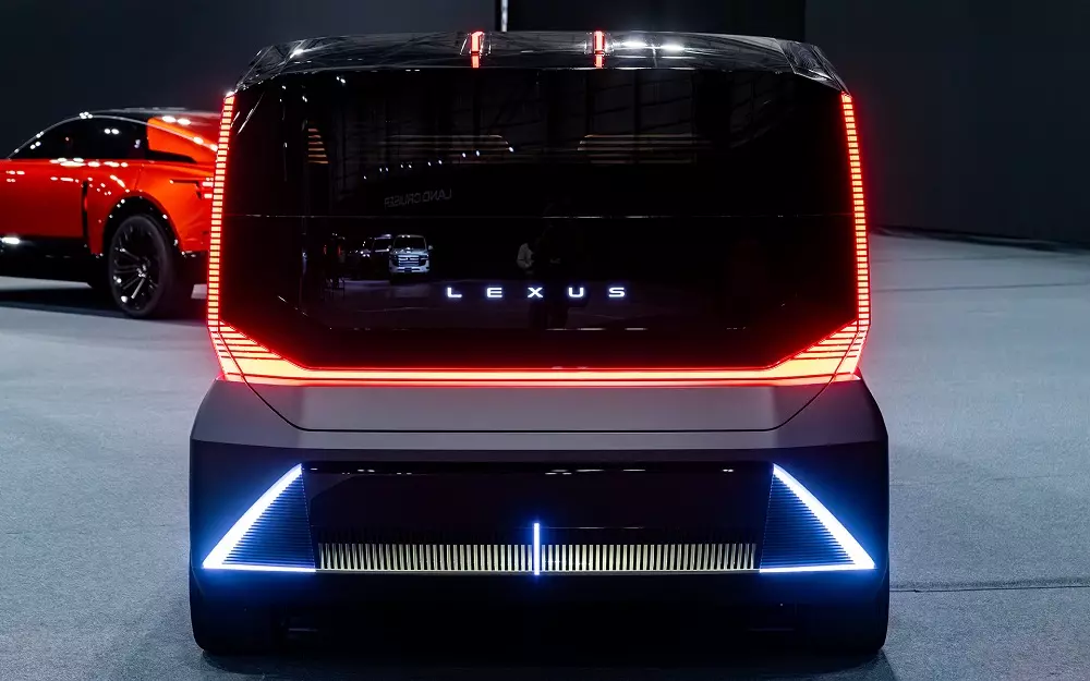 Lexus LS Concept nhìn từ phía sau