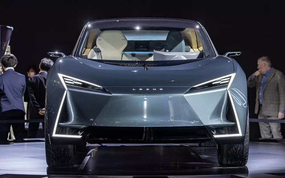 Lexus LS Coupe Concept có thiết kế độc đáo không kém