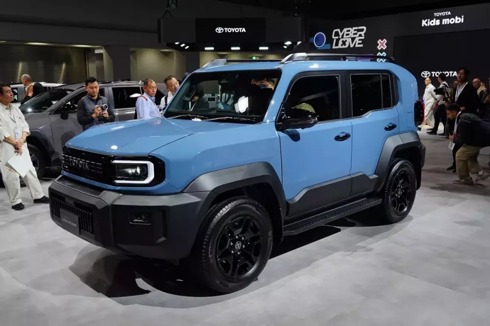 SUV cỡ nhỏ Toyota Land Cruiser FJ được xác nhận sẽ bán ở Việt Nam