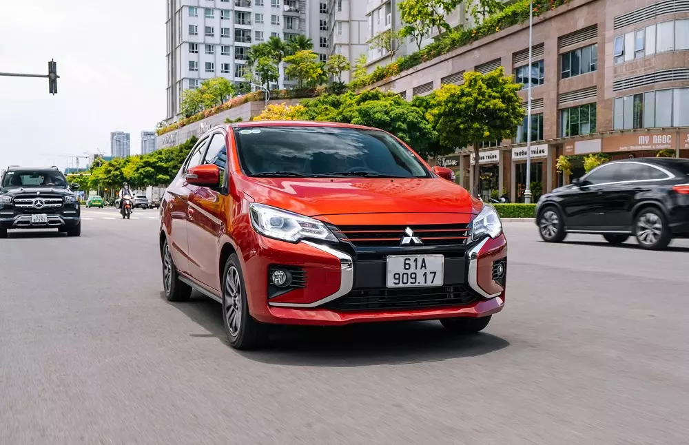 Mitsubishi Attrage Mitsubishi Attrage