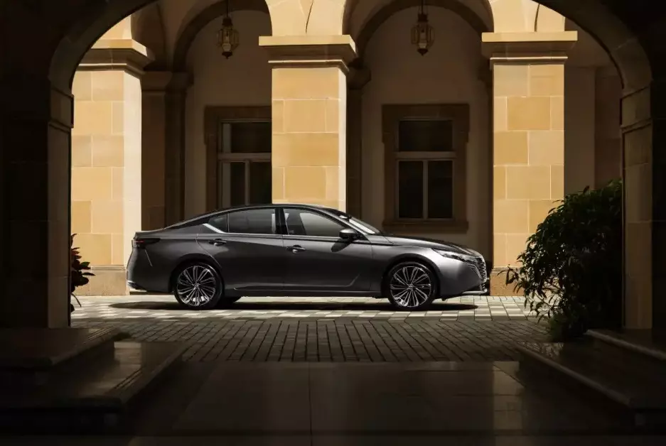 Nissan Teana HarmonyOS Cockpit dài hơn trước 14 mm Nissan Teana HarmonyOS Cockpit dài hơn trước 14 mm